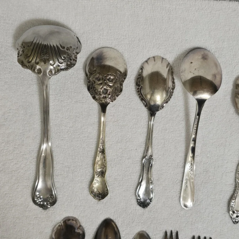 VTG Serving Spoon Fork Lot of 15 Floral Art‎ Some Silverplated